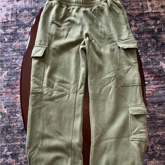 Lanyi Pine Green set - Picture 2 of 8